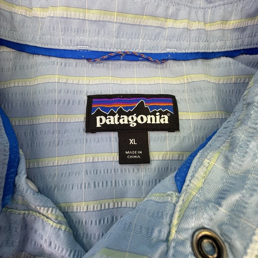 Patagonia Fishing Shirt‎ Mens XL Blue White Long Sleeve Zip Pockets Outdoors
